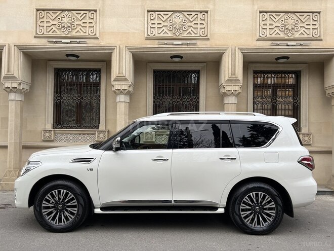Nissan Patrol 2017, 91,500 km - 5.6 л - Bakı