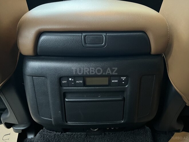 Nissan Patrol 2017, 91,500 km - 5.6 л - Bakı