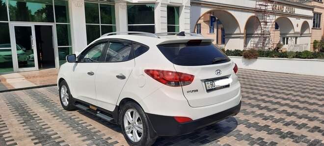 Hyundai ix35 2011, 209,000 km - 2.0 l - Bakı