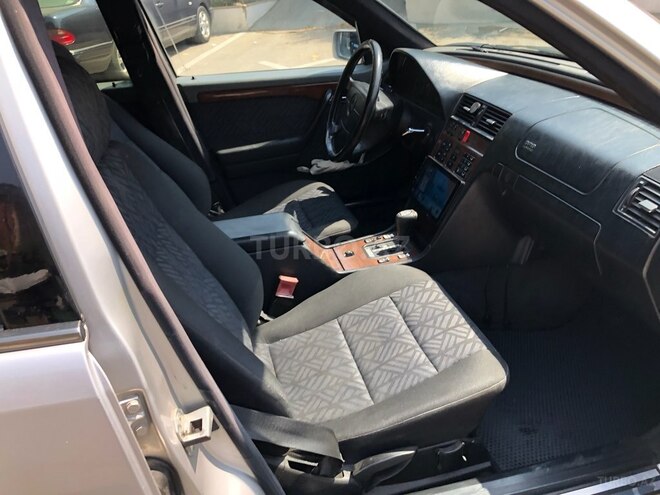 Mercedes C 180 1994, 283,000 km - 1.8 л - Bakı