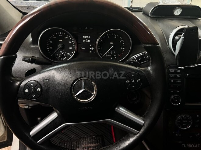 Mercedes ML 350 2011, 215,000 km - 3.5 l - Tovuz