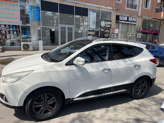 Hyundai ix35 2011, 172,000 km - 2.0 л - Bakı