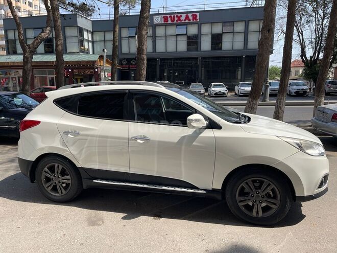 Hyundai ix35 2011, 172,000 km - 2.0 л - Bakı