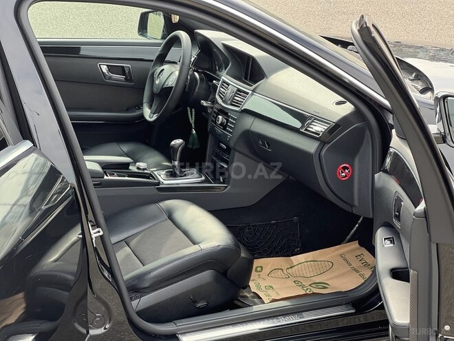 Mercedes E 250 2010, 286,000 km - 1.8 л - Bakı