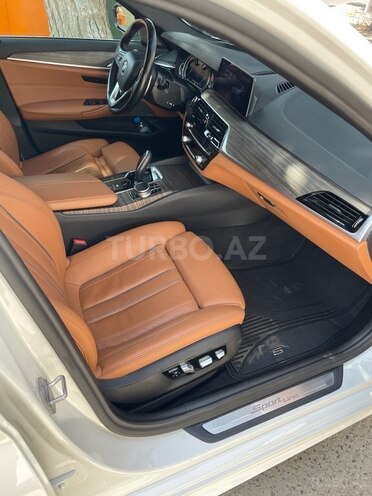 BMW 530 2019, 100,000 km - 2.0 л - Bakı