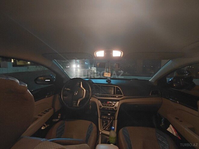 Hyundai Elantra 2016, 167,000 km - 2.0 l - Bakı