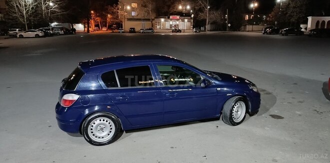 Opel Astra 2004, 242,000 km - 1.4 л - Mingəçevir