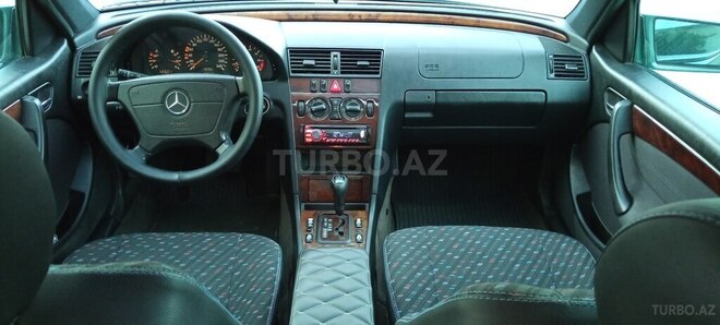 Mercedes C 200 1999, 398,000 km - 2.0 л - Xırdalan