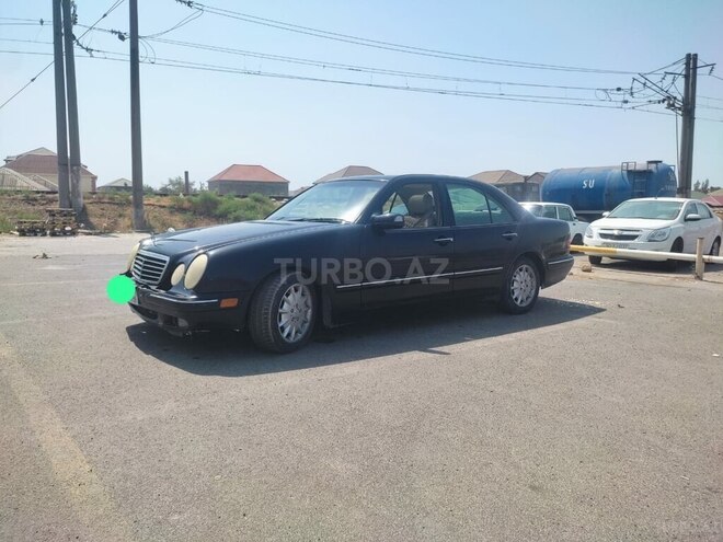 Mercedes E 320 1999, 260,000 km - 3.2 l - Bakı