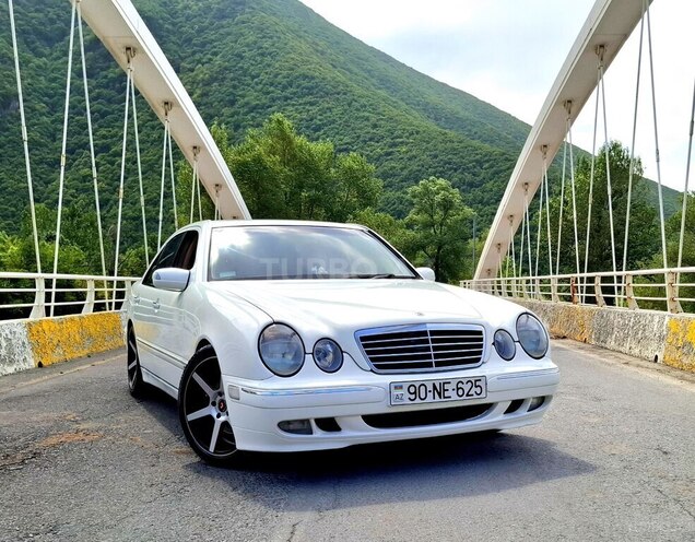 Mercedes E 320 2000, 440,198 km - 3.2 l - Şəki