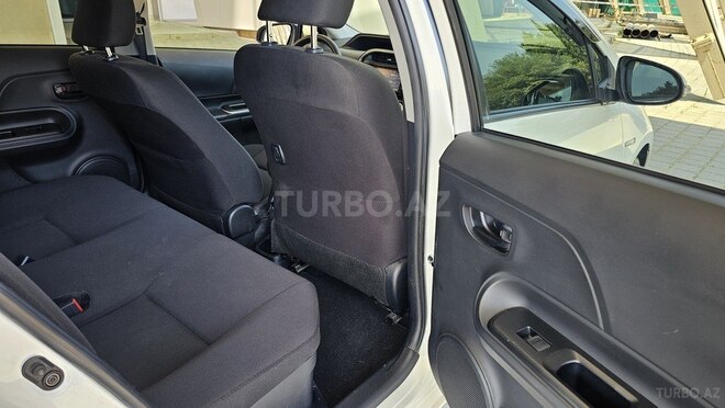 Toyota Aqua 2018, 32,586 km - 1.5 l - Bakı