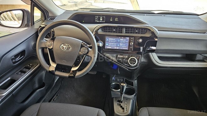 Toyota Aqua 2018, 32,586 km - 1.5 l - Bakı