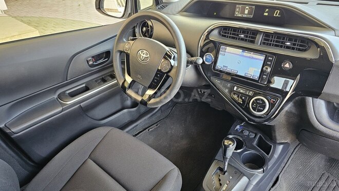 Toyota Aqua 2018, 32,586 km - 1.5 l - Bakı