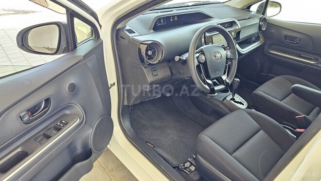 Toyota Aqua 2018, 32,586 km - 1.5 l - Bakı
