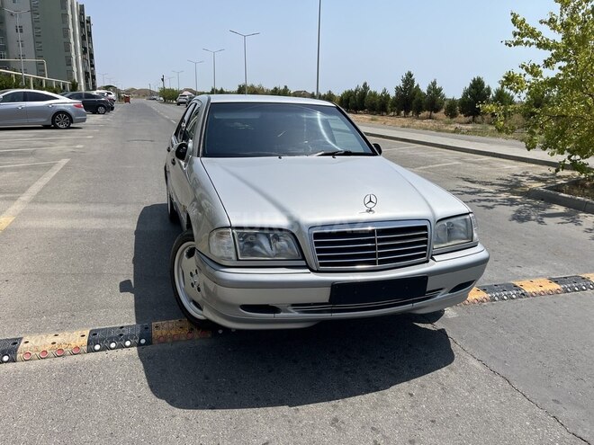 Mercedes C 200 2000, 265,000 km - 2.0 л - Bakı