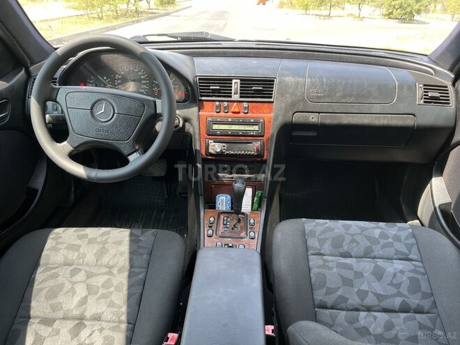Mercedes C 200 2000, 265,000 km - 2.0 л - Bakı