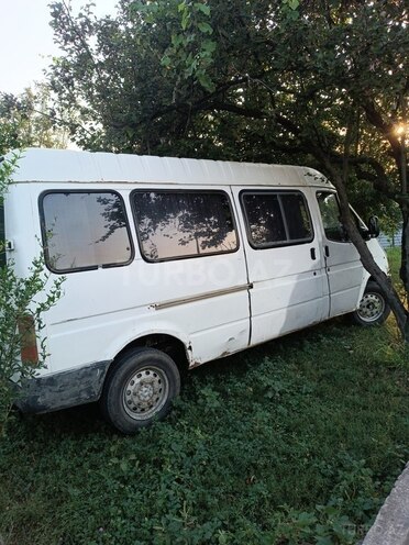 Ford Transit 1995, 250,000 km - 250.0 л - Qax