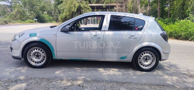 Opel Astra 2006, 445,000 km - 1.3 l - Xaçmaz