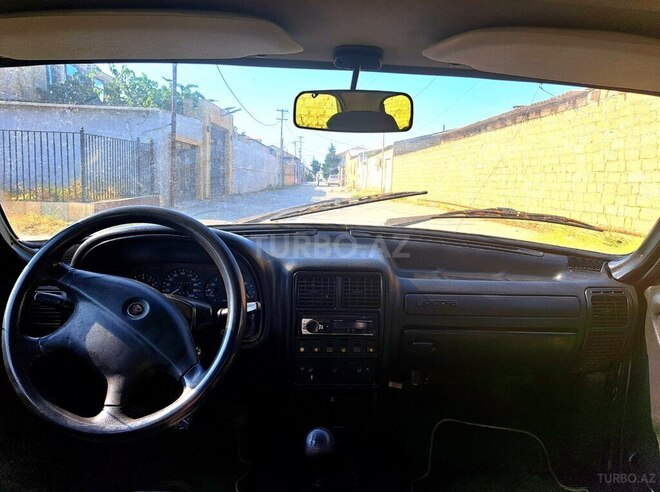 GAZ 31105 2005, 137,000 km - 2.3 l - Bakı