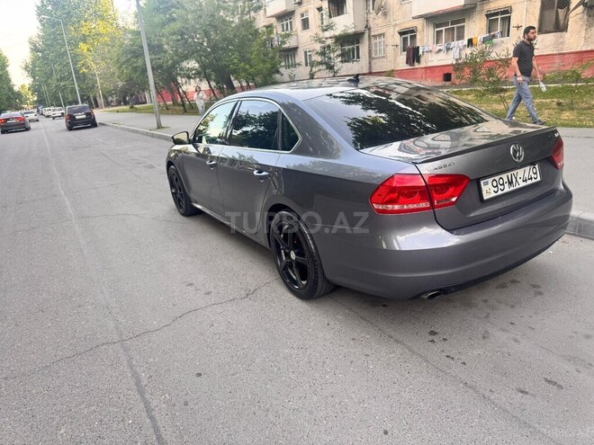 Volkswagen Passat 2014, 215,652 km - 1.8 l - Tovuz