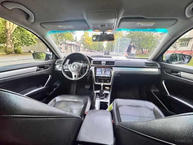 Volkswagen Passat 2014, 215,652 km - 1.8 l - Tovuz