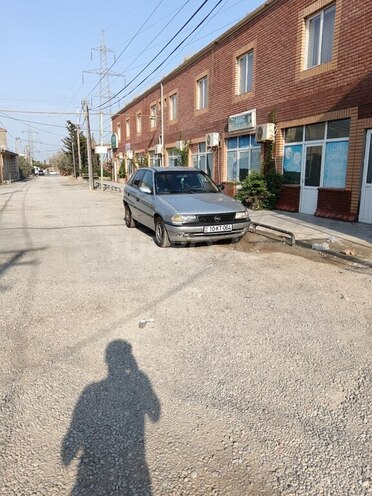 Opel Astra 1997, 427,000 km - 1.7 l - Bakı