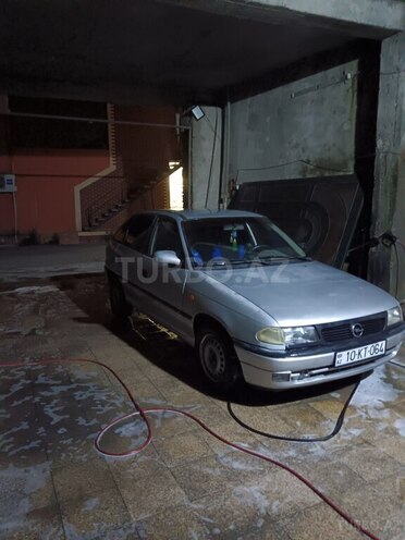 Opel Astra 1997, 427,000 km - 1.7 l - Bakı