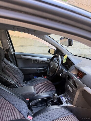 Opel Astra 2006, 250,000 km - 1.4 l - Bakı
