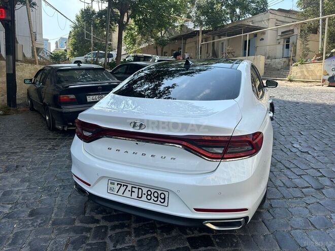 Hyundai Grandeur 2017, 205,000 km - 2.2 л - Bakı