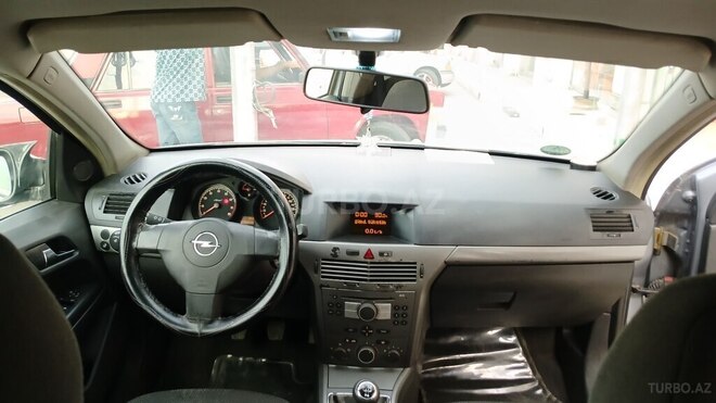 Opel Astra 2004, 465,000 km - 1.4 л - Gəncə