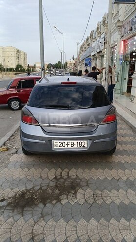Opel Astra 2004, 465,000 km - 1.4 л - Gəncə
