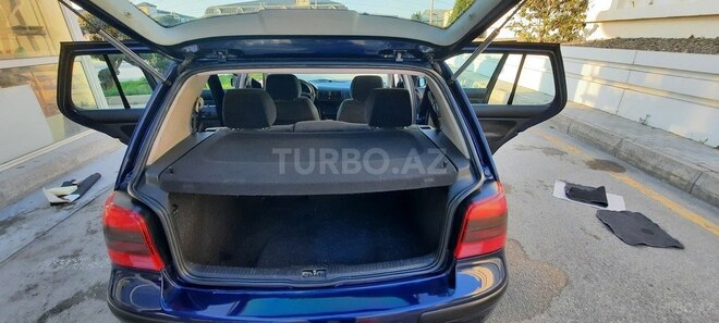 Volkswagen Golf 2002, 32,705 km - 2.0 л - Bakı