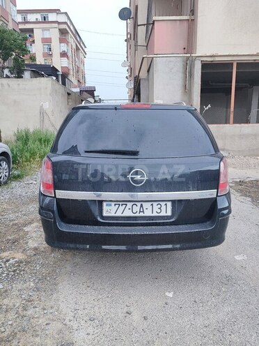 Opel Astra 2010, 215,000 km - 1.4 l - Bakı