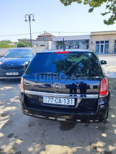 Opel Astra 2010, 215,000 km - 1.4 l - Bakı
