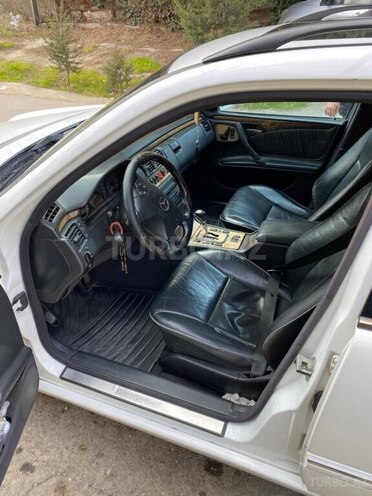 Mercedes E 240 2001, 400,000 km - 2.6 л - Bakı