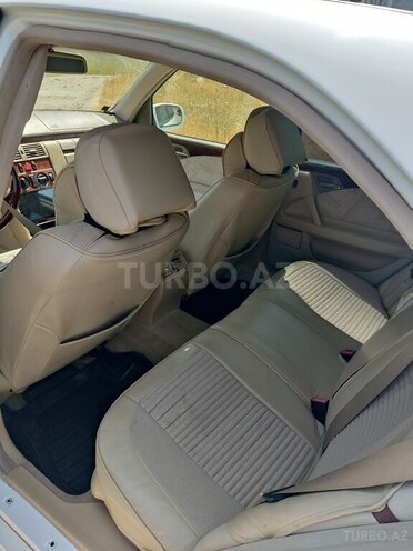 Mercedes E 240 1999, 123,580 km - 2.4 l - Bakı