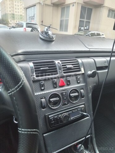 Mercedes E 220 d 1999, 378,816 km - 2.2 л - Bakı
