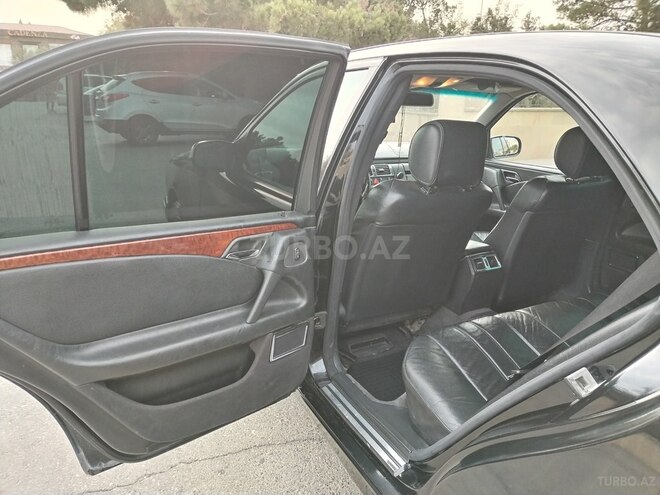 Mercedes E 220 d 1999, 378,816 km - 2.2 л - Bakı