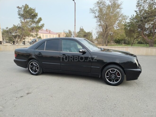 Mercedes E 220 d 1999, 378,816 km - 2.2 л - Bakı