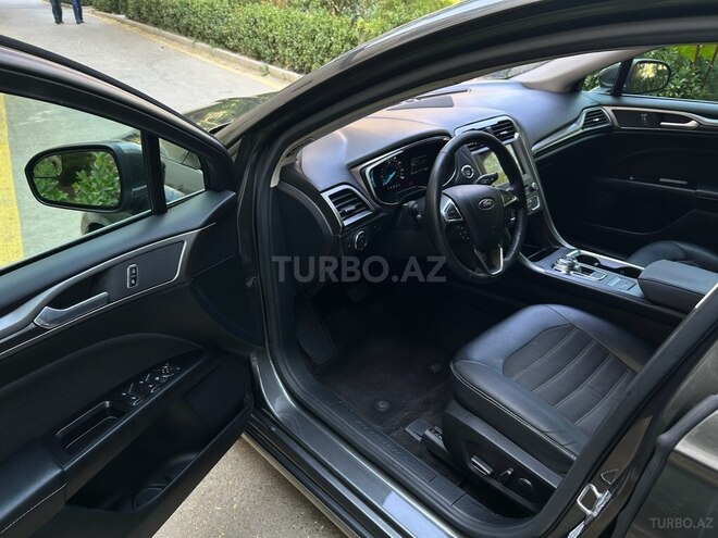Ford Fusion (North America)-5