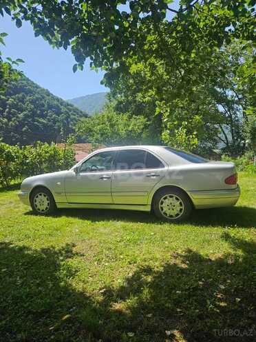 Mercedes E 230 1996, 400,000 km - 2.3 l - Bakı