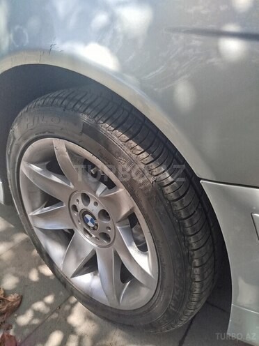 BMW 520 2001, 280,000 km - 2.2 l - Masallı