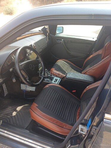 Mercedes C 240 1997, 311,000 km - 2.4 л - Qəbələ
