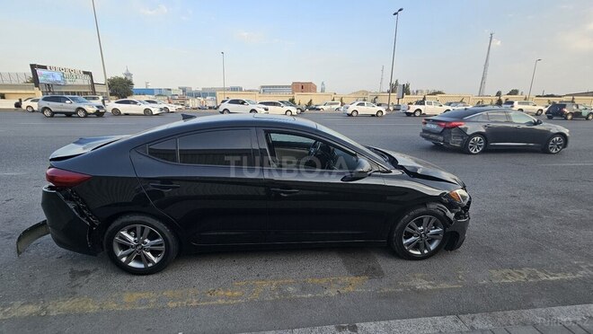 Hyundai Elantra 2017, 154,497 km - 2.0 л - Bakı