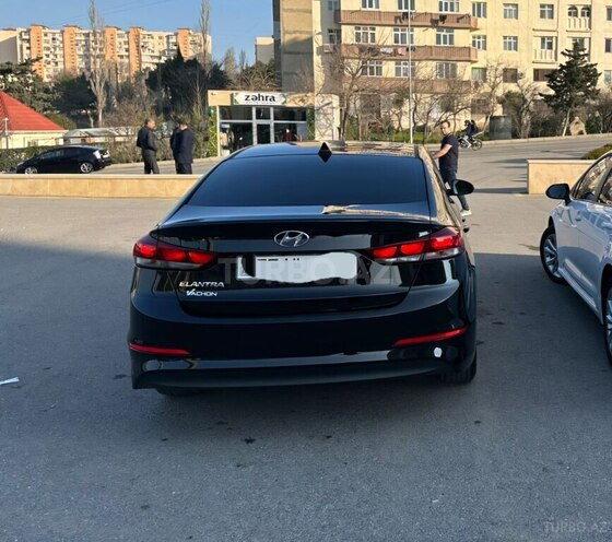 Hyundai Elantra 2017, 154,497 km - 2.0 л - Bakı