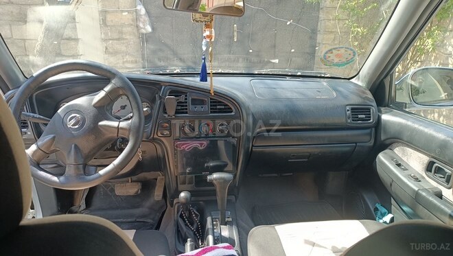 Nissan Pathfinder 2002, 281,396 km - 3.5 l - Bakı