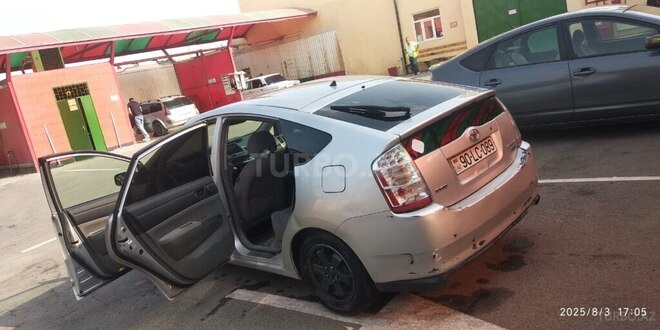 Toyota Prius 2007, 250,000 km - 1.5 l - Gəncə
