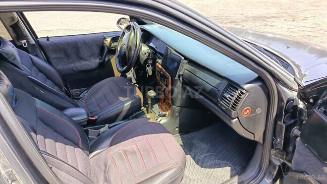 Opel Vectra 1996, 306,020 km - 1.8 l - Bakı
