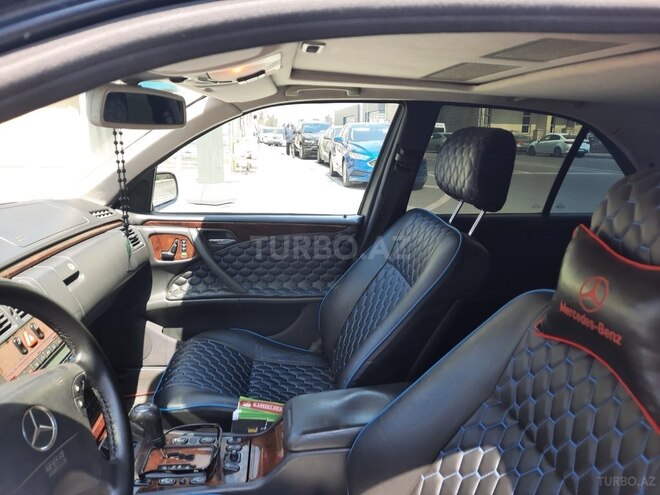 Mercedes E 240 1999, 384,000 km - 2.4 l - Bakı