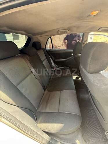 Toyota Corolla 2006, 345,000 km - 1.4 l - Xırdalan